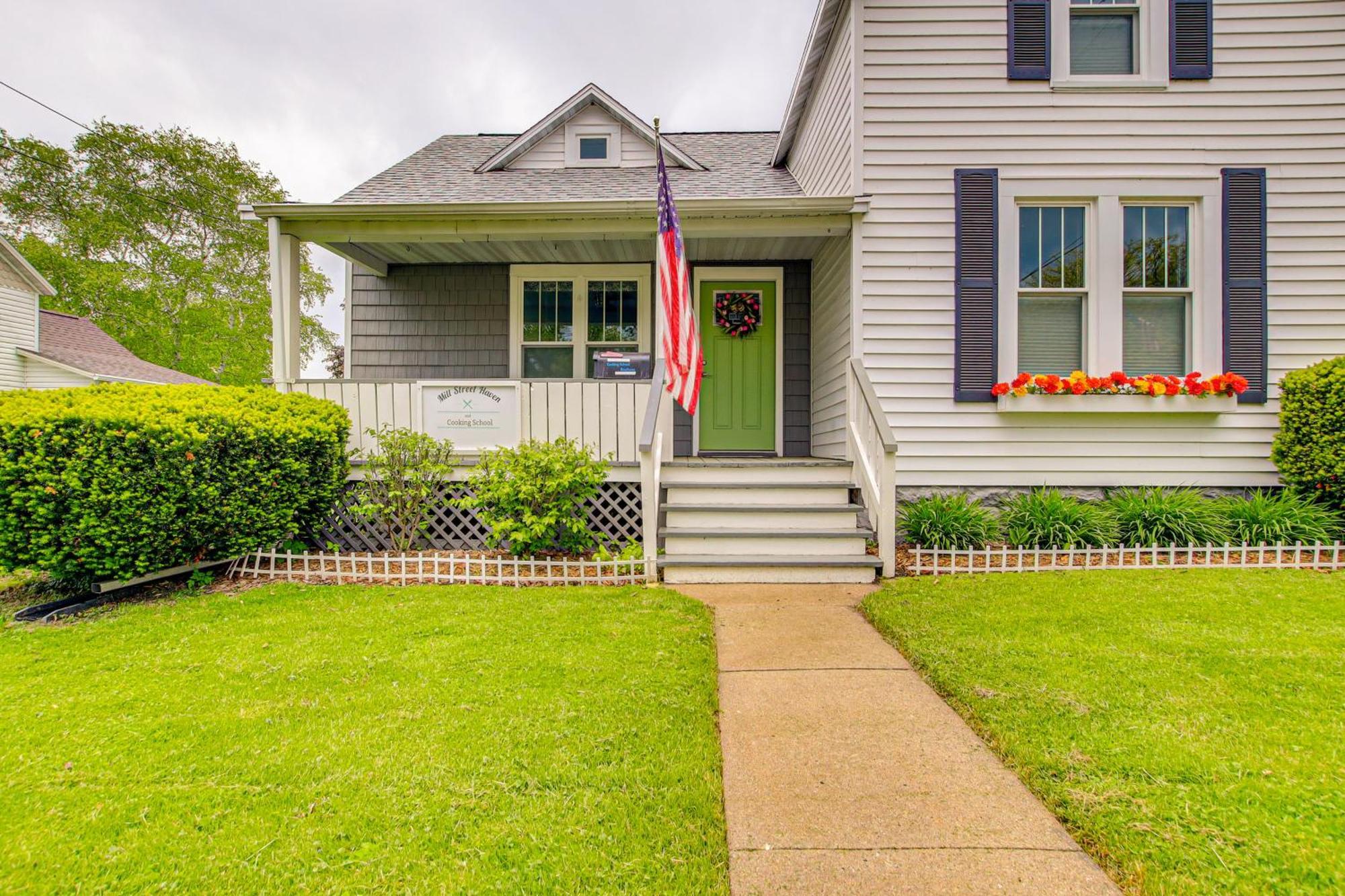 Lavish House With Patio - 2 Blocks To Green Lake! Exterior foto