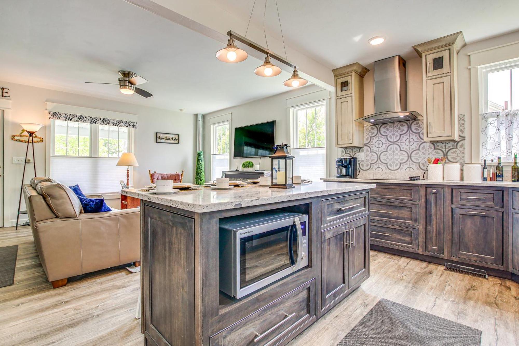 Lavish House With Patio - 2 Blocks To Green Lake! Exterior foto