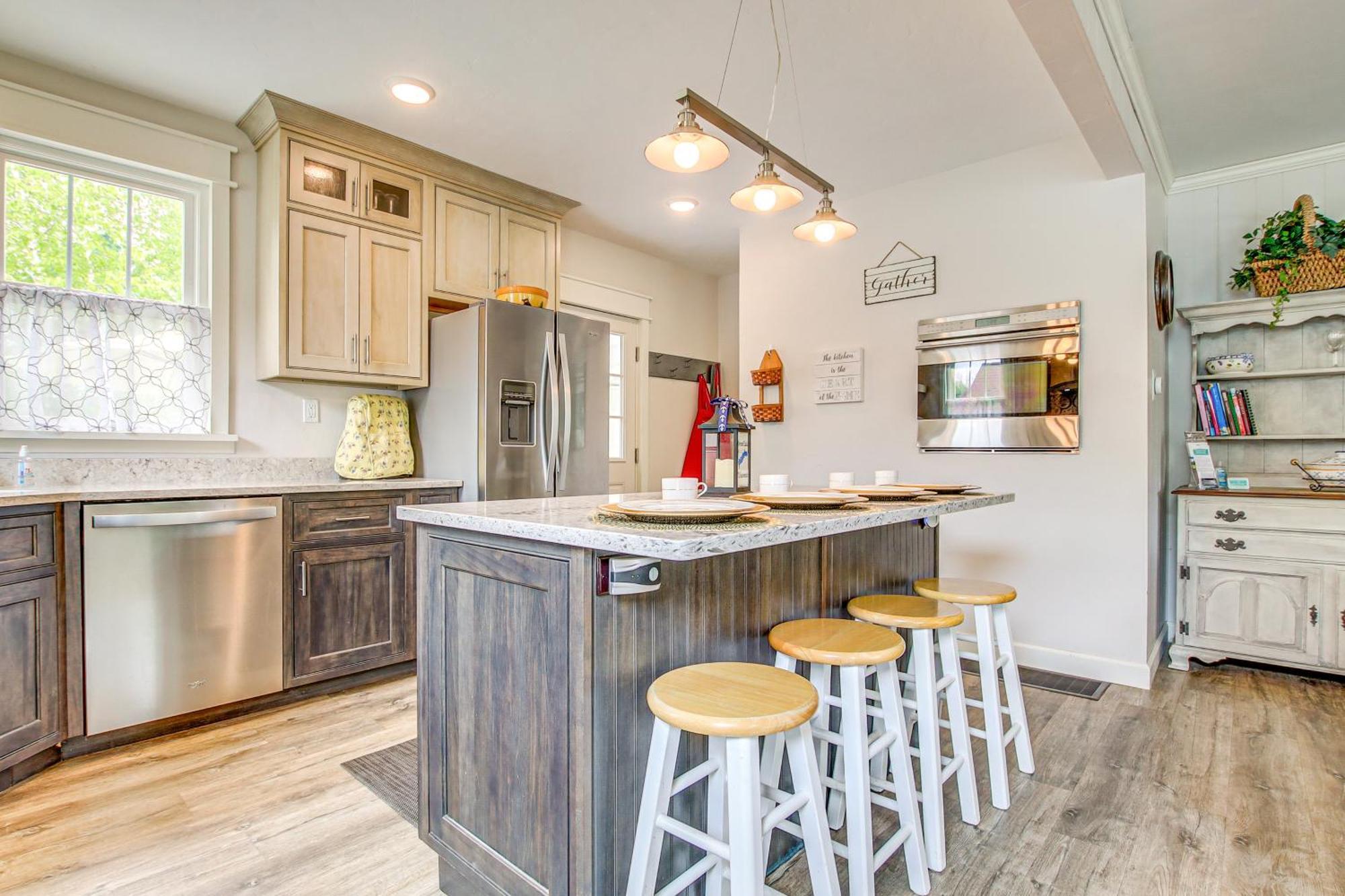 Lavish House With Patio - 2 Blocks To Green Lake! Exterior foto